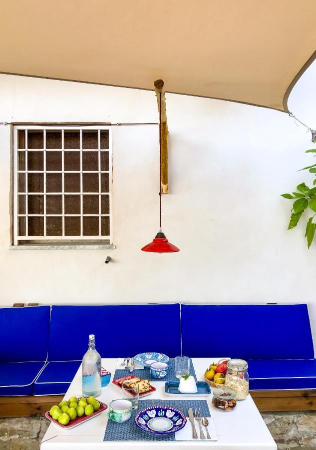 Borgo Dei Saraceni - Domus Indomita Bed & Breakfast อากรอโปลี ภายนอก รูปภาพ