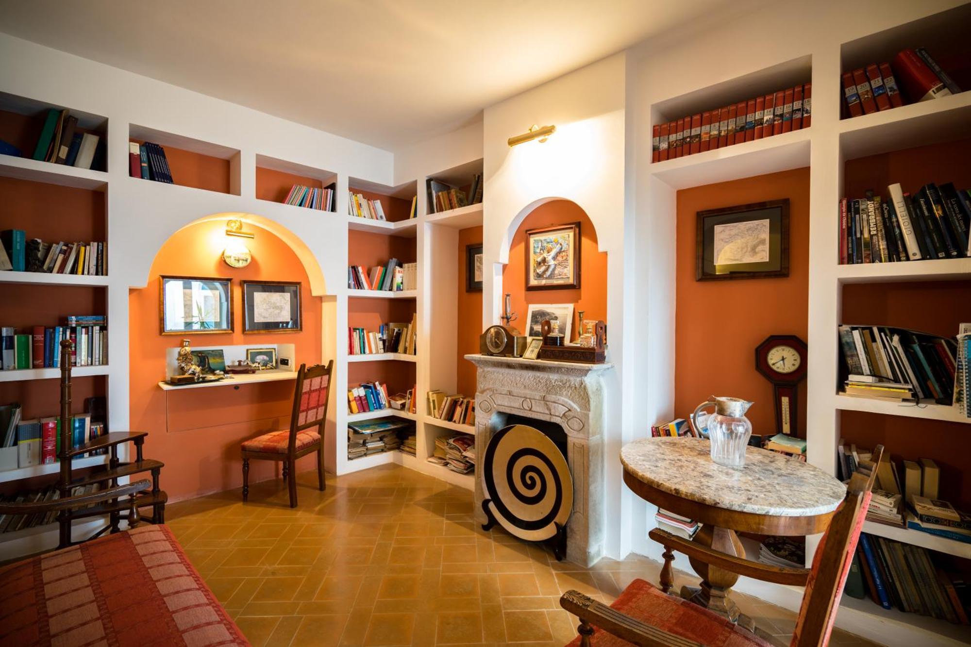 Borgo Dei Saraceni - Domus Indomita Bed & Breakfast อากรอโปลี ภายนอก รูปภาพ