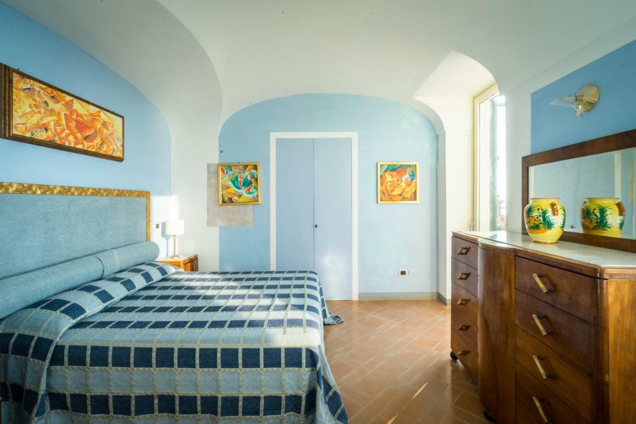 Borgo Dei Saraceni - Domus Indomita Bed & Breakfast อากรอโปลี ภายนอก รูปภาพ