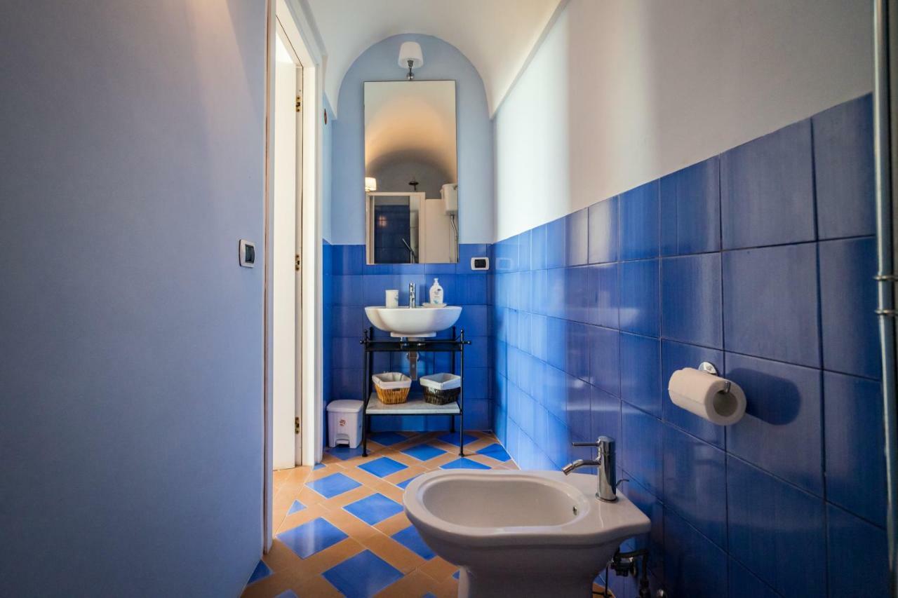 Borgo Dei Saraceni - Domus Indomita Bed & Breakfast อากรอโปลี ภายนอก รูปภาพ