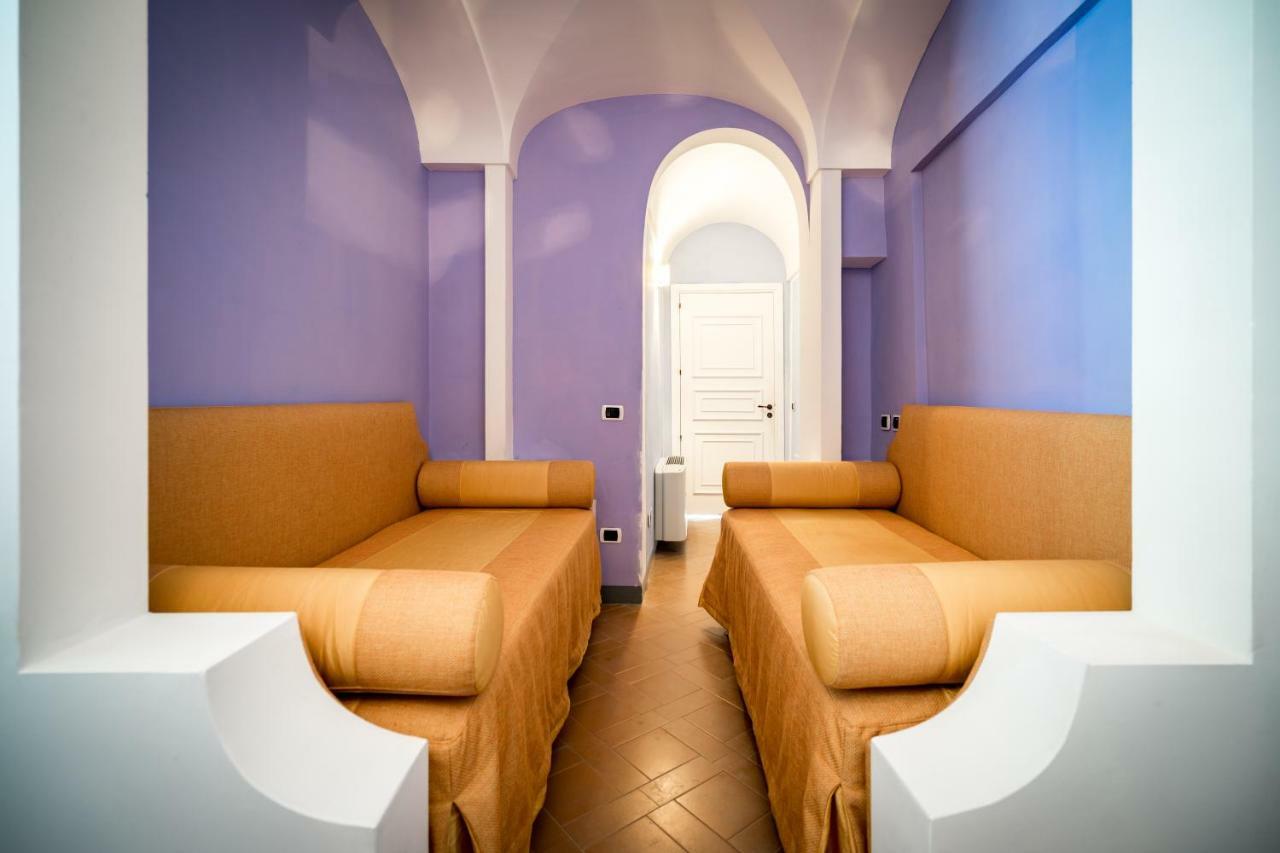 Borgo Dei Saraceni - Domus Indomita Bed & Breakfast อากรอโปลี ห้อง รูปภาพ