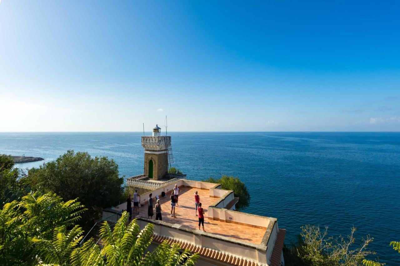 Borgo Dei Saraceni - Domus Indomita Bed & Breakfast อากรอโปลี ภายนอก รูปภาพ